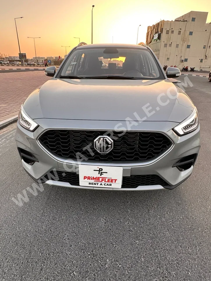 ام جي  زد اس  4 سلندر  اس يو في ( أي دبليو دي )  فضي  2025