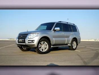 Mitsubishi  Pajero  3.8 Gold Edition  2019  Automatic  48,000 Km  6 Cylinder  Four Wheel Drive (4WD)  SUV  Silver