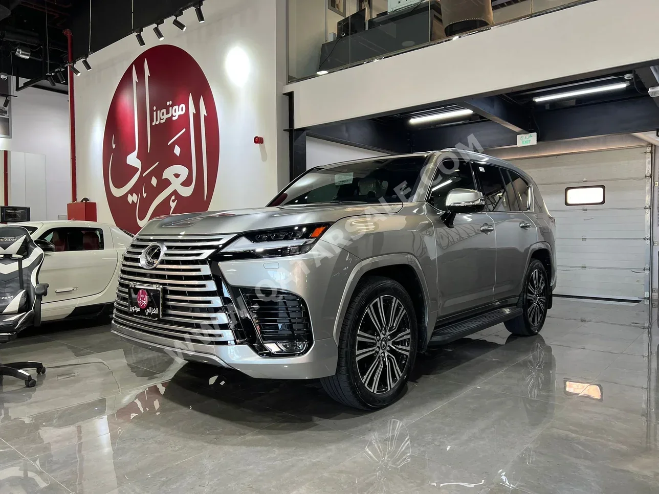 Lexus  LX  600 Luxury  2024  Automatic  2,000 Km  6 Cylinder  Four Wheel Drive (4WD)  SUV  Silver  With Warranty