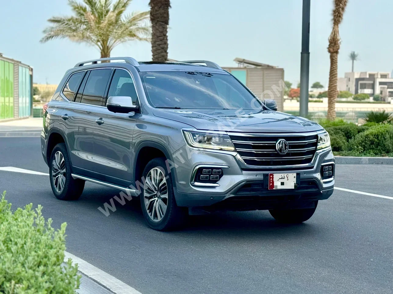 ام جي  ار اكس8  30 تي  2023  اوتوماتيك  25,000 كم  4 سلندر  دفع رباعي  اس يو في  رمادي  تحت الضمان