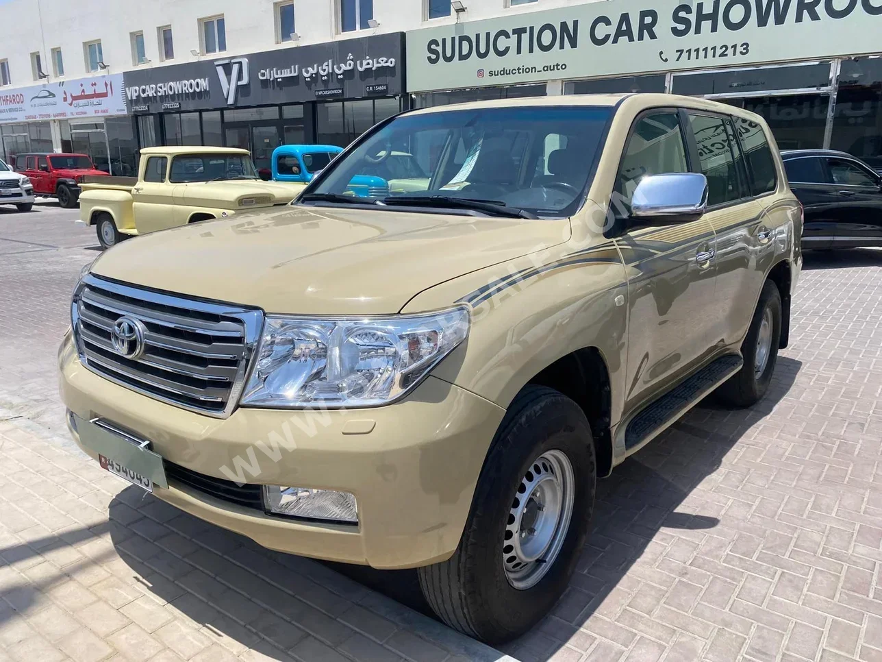 Toyota  Land Cruiser  GXR  2008  Automatic  380,000 Km  8 Cylinder  Four Wheel Drive (4WD)  SUV  Beige