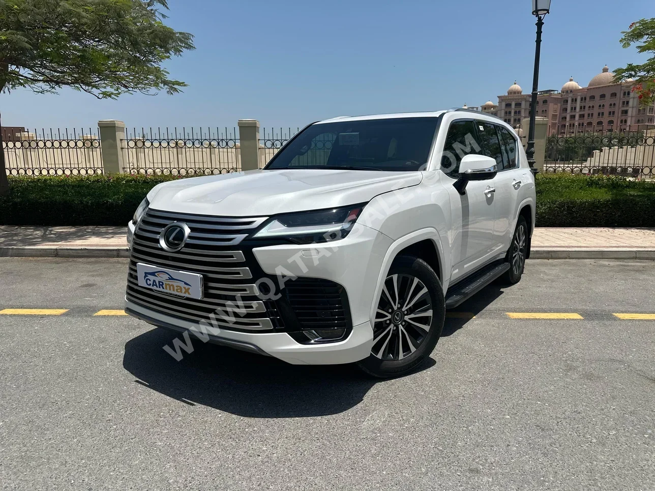 Lexus  LX  600 Luxury  2024  Automatic  15,000 Km  6 Cylinder  Four Wheel Drive (4WD)  SUV  White  With Warranty