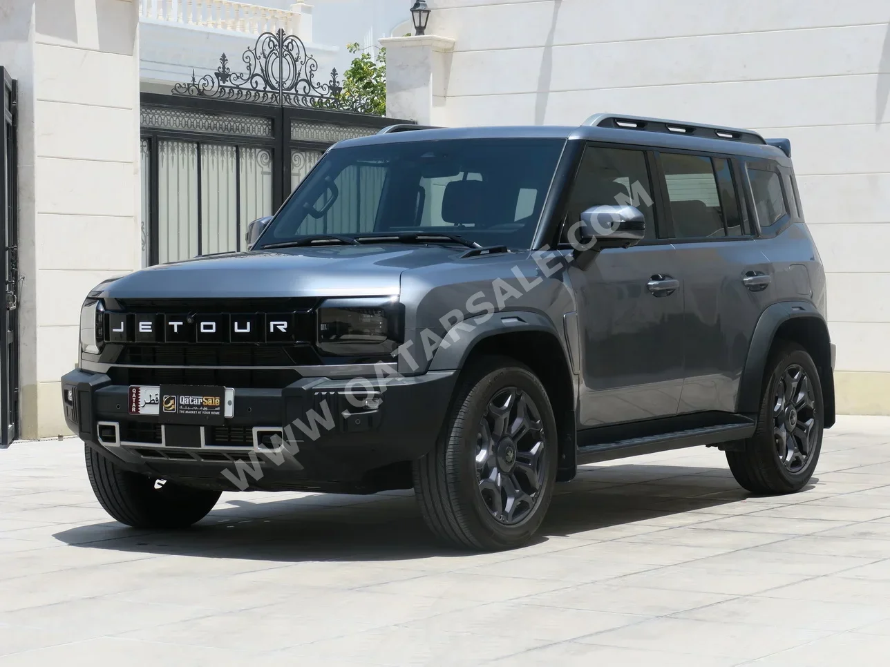 Jetour  T2  Luxury Plus  2024  Automatic  18,000 Km  4 Cylinder  Four Wheel Drive (4WD)  SUV  Gray Matte  With Warranty