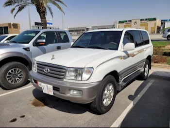 Toyota  Land Cruiser  VXR  2004  Automatic  533,000 Km  8 Cylinder  Four Wheel Drive (4WD)  SUV  White