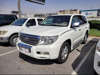 Toyota  Land Cruiser  VXR  2011  Automatic  381,000 Km  8 Cylinder  Four Wheel Drive (4WD)  SUV  White