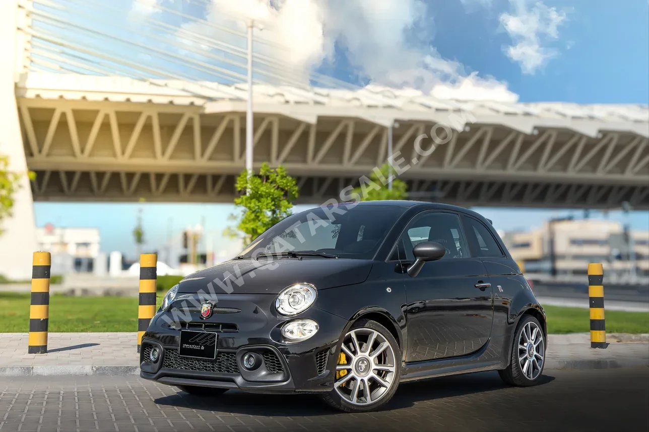 Fiat  695  Abarth  2023  Automatic  12,800 Km  4 Cylinder  Front Wheel Drive (FWD)  Hatchback  Black  With Warranty