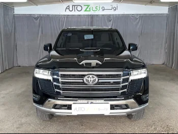 Toyota  Land Cruiser  GX  2023  Automatic  42,500 Km  6 Cylinder  Four Wheel Drive (4WD)  SUV  Black  With Warranty