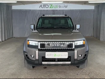 Toyota  Prado  TX Turbo  2025  Automatic  6,400 Km  4 Cylinder  Four Wheel Drive (4WD)  SUV  Gold  With Warranty