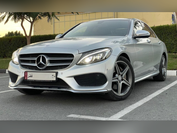 مرسيدس - بنز سي - كلاس 200 2017 اوتوماتيك 73,000 كم 4 سلندر دفع كلي مستمر سيدان فضي