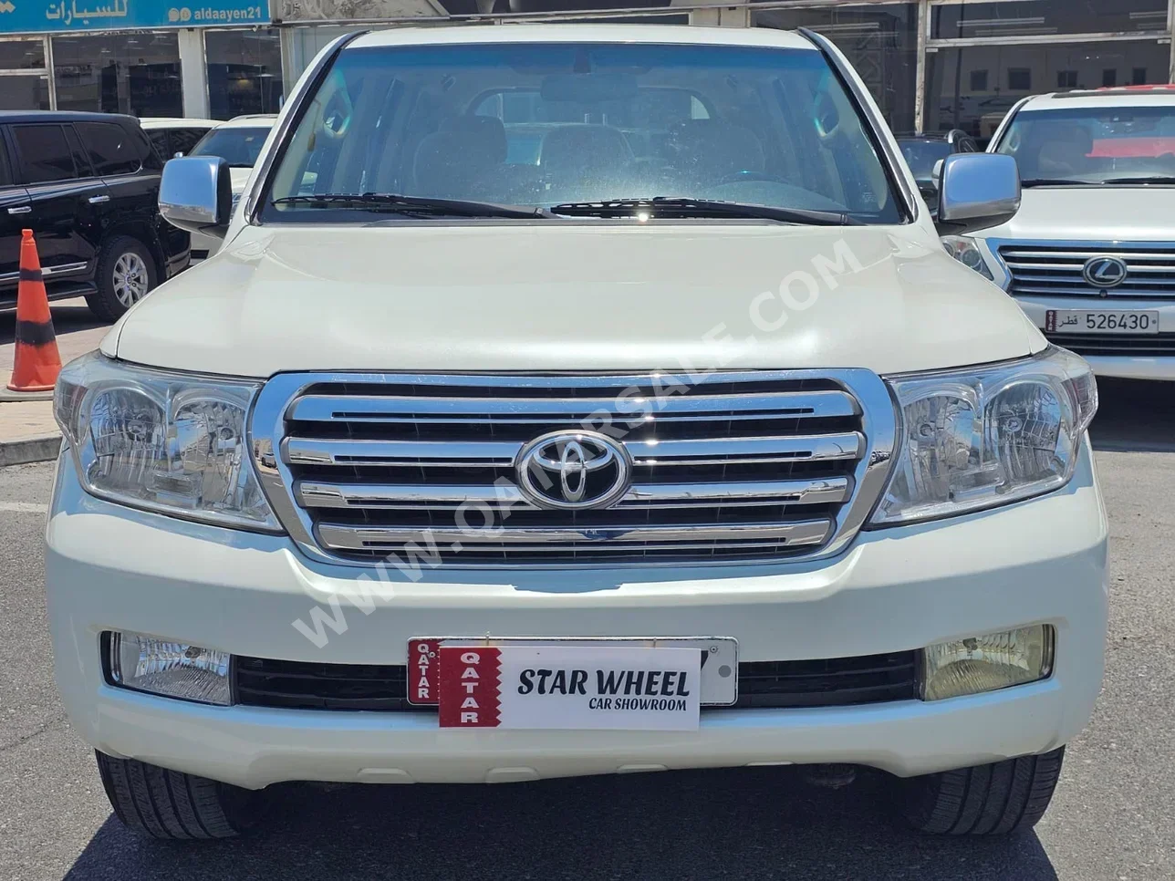 Toyota  Land Cruiser  GXR  2010  Automatic  316,000 Km  6 Cylinder  Four Wheel Drive (4WD)  SUV  White