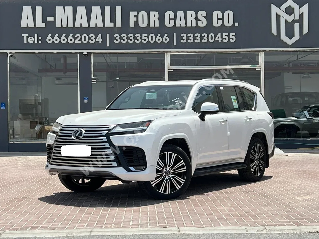 Lexus  LX  600 Luxury  2025  Automatic  0 Km  6 Cylinder  Four Wheel Drive (4WD)  SUV  White  With Warranty