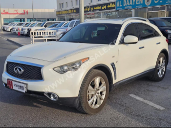 Infiniti  QX  70  2017  Automatic  96,000 Km  6 Cylinder  Four Wheel Drive (4WD)  SUV  White