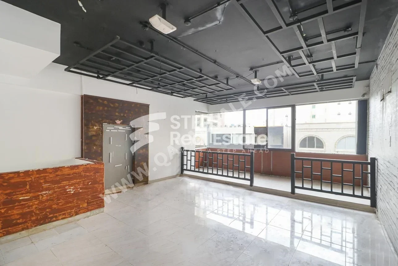 Commercial Offices - Not Furnished  - Doha  - Fereej Bin Mahmoud