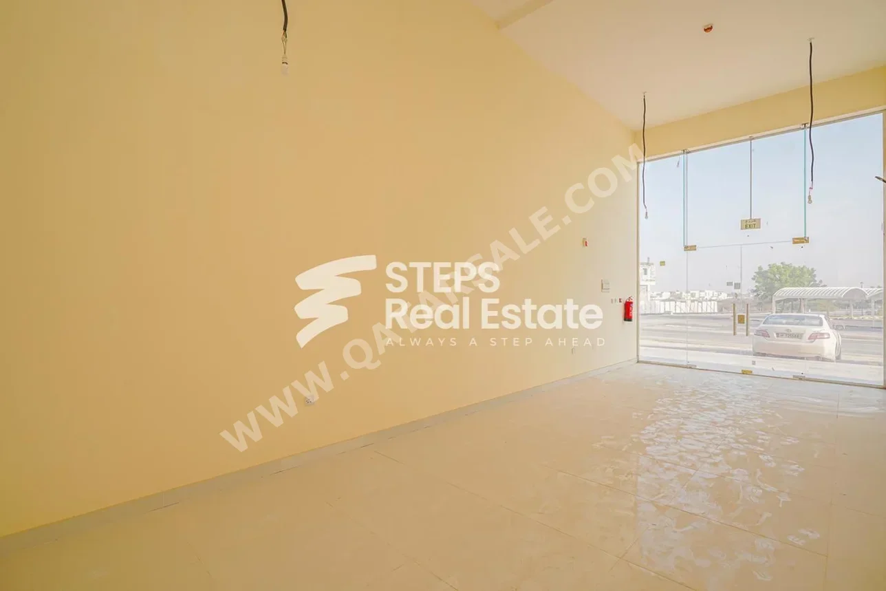 Commercial Shops - Not Furnished  - Umm Salal  - Bu Garn