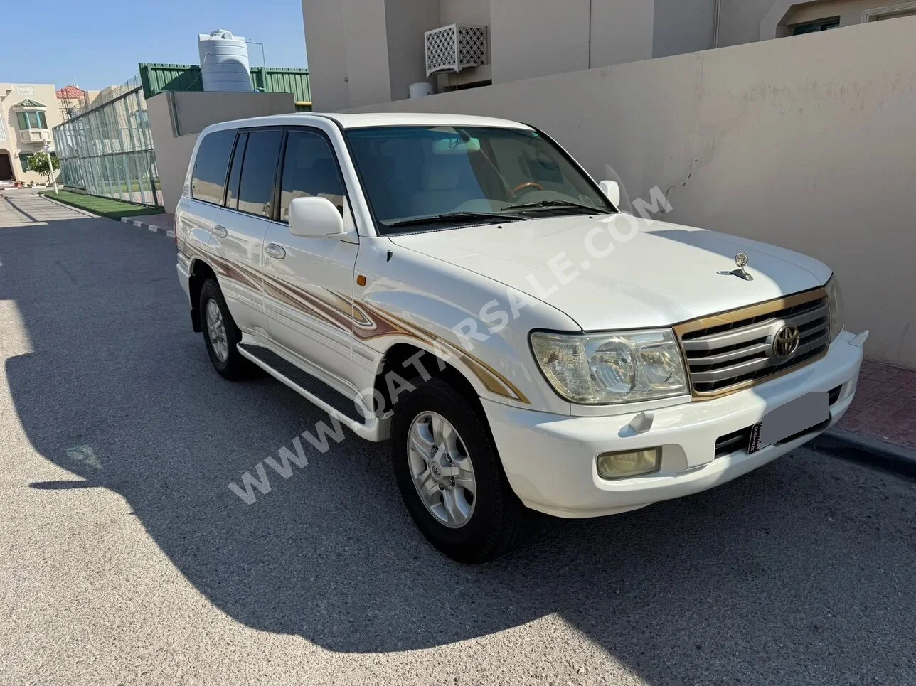 Toyota  Land Cruiser  GXR  2006  Automatic  206,000 Km  6 Cylinder  Four Wheel Drive (4WD)  SUV  White
