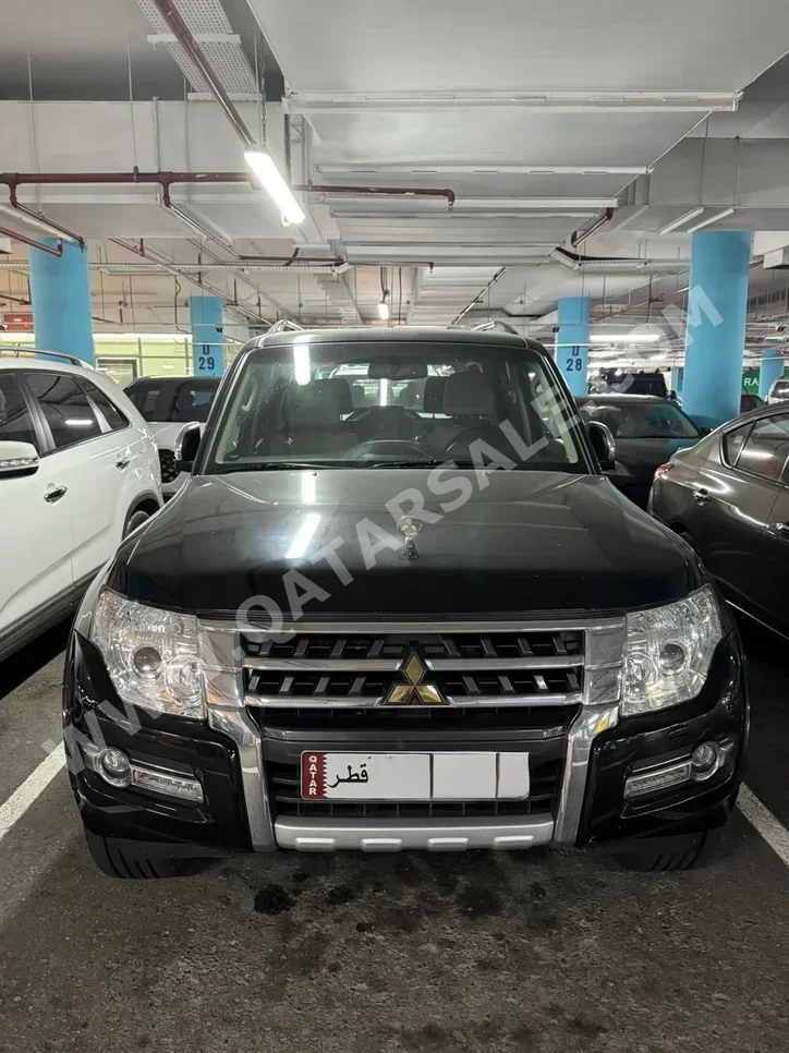 Mitsubishi  Pajero  3.8 Gold Edition  2019  Automatic  114,000 Km  6 Cylinder  Four Wheel Drive (4WD)  SUV  Black