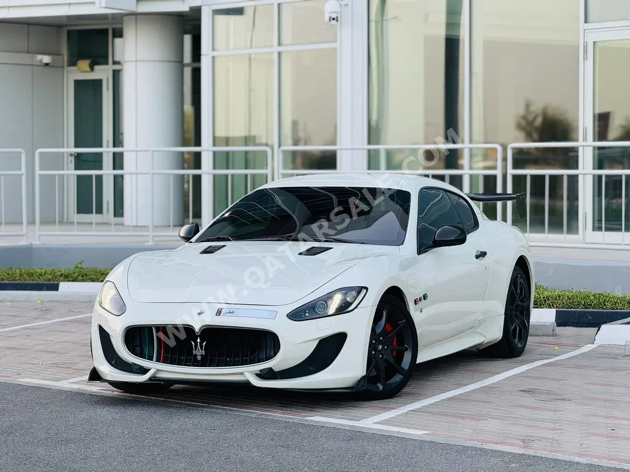 Maserati  GranTurismo  2014  Automatic  76,000 Km  8 Cylinder  Rear Wheel Drive (RWD)  Coupe / Sport  White