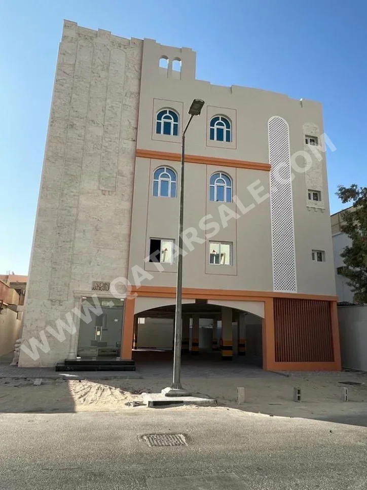 Buildings, Towers & Compounds - Family Residential  - Doha  - Fereej Bin Omran