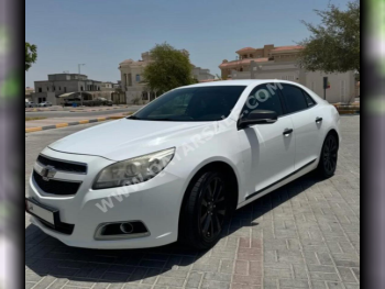 Chevrolet  Malibu  LS  2014  Automatic  146,000 Km  4 Cylinder  Rear Wheel Drive (RWD)  Sedan  White