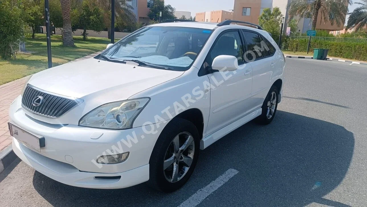 لكزس  ار اكس  330  2005  اوتوماتيك  158,000 كم  6 سلندر  دفع كلي مستمر  هاتشباك  أبيض