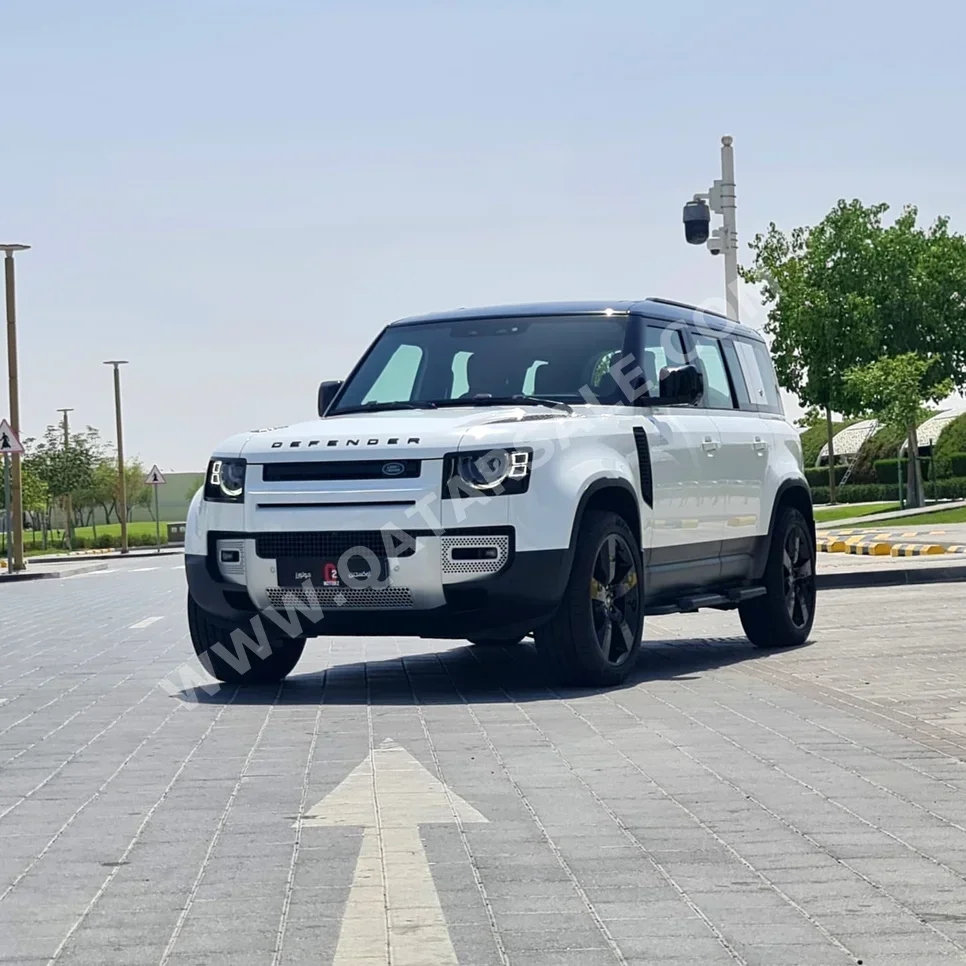 Land Rover  Defender  110  2024  Automatic  11,000 Km  6 Cylinder  Four Wheel Drive (4WD)  SUV  White  With Warranty