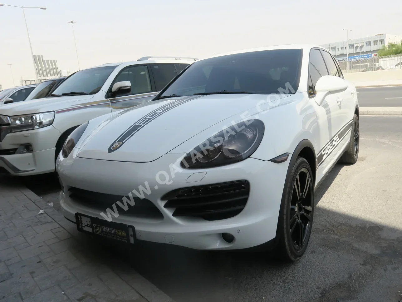 Porsche  Cayenne  2012  Automatic  96,000 Km  6 Cylinder  Four Wheel Drive (4WD)  SUV  White