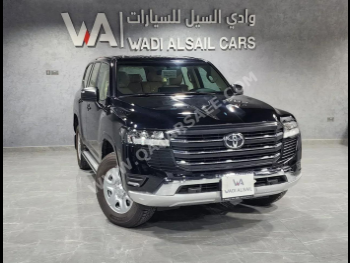Toyota  Land Cruiser  GX  2024  Automatic  40,000 Km  6 Cylinder  Four Wheel Drive (4WD)  SUV  Black  With Warranty