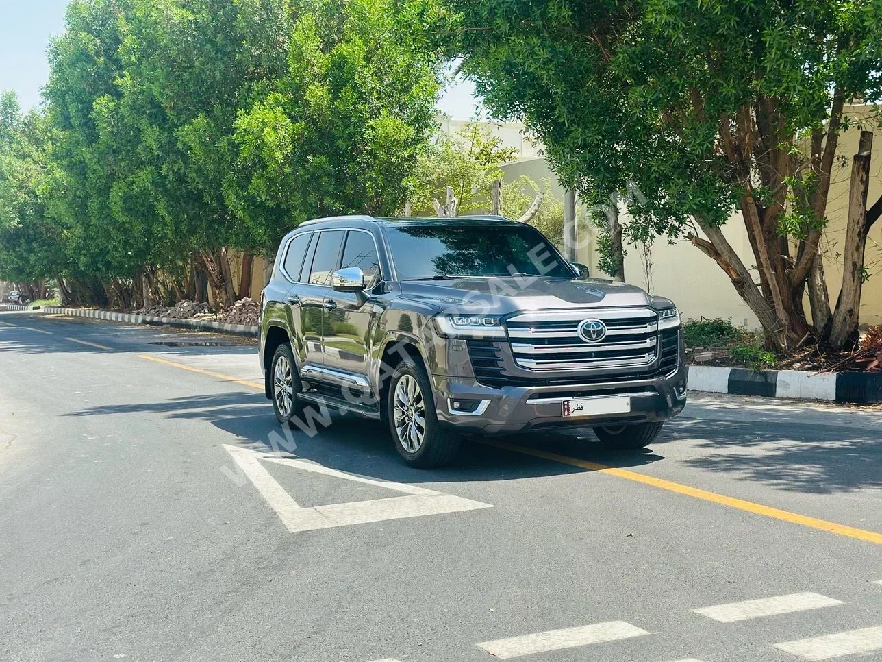 Toyota  Land Cruiser  VXR Twin Turbo  2022  Automatic  95,000 Km  6 Cylinder  Four Wheel Drive (4WD)  SUV  Gray