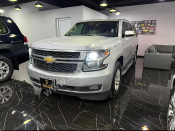 Chevrolet  Suburban  LT  2018  Automatic  239,000 Km  8 Cylinder  Four Wheel Drive (4WD)  SUV  Silver