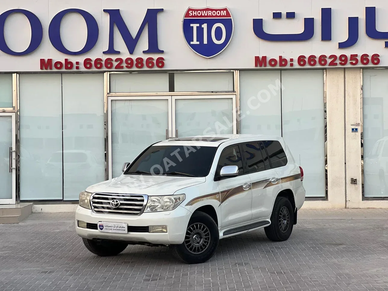 Toyota  Land Cruiser  GXR  2008  Automatic  367,000 Km  8 Cylinder  Four Wheel Drive (4WD)  SUV  White