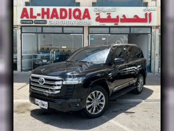 تويوتا  لاند كروزر  جي اكس ار توين توربو  2024  اوتوماتيك  29,000 كم  6 سلندر  دفع رباعي  اس يو في  أسود  تحت الضمان
