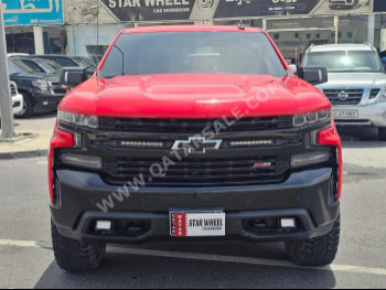 Chevrolet  Silverado  Z71  2020  Automatic  144,000 Km  8 Cylinder  Four Wheel Drive (4WD)  Pick Up  Red