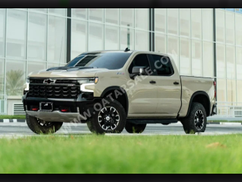 Chevrolet  Silverado  ZR 2  2023  Automatic  66,000 Km  8 Cylinder  Four Wheel Drive (4WD)  Pick Up  Beige  With Warranty