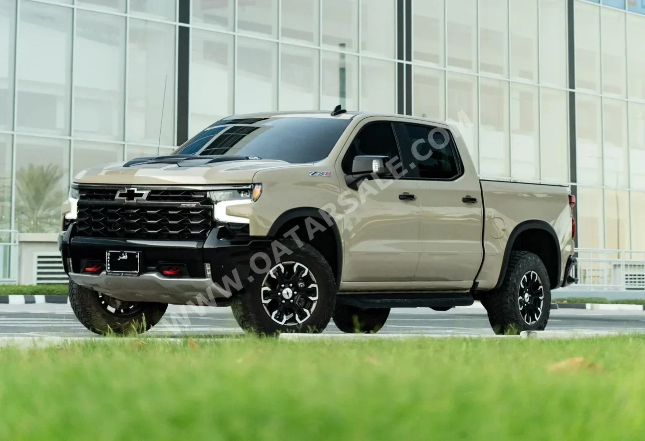 Chevrolet  Silverado  ZR 2  2023  Automatic  66,000 Km  8 Cylinder  Four Wheel Drive (4WD)  Pick Up  Beige  With Warranty