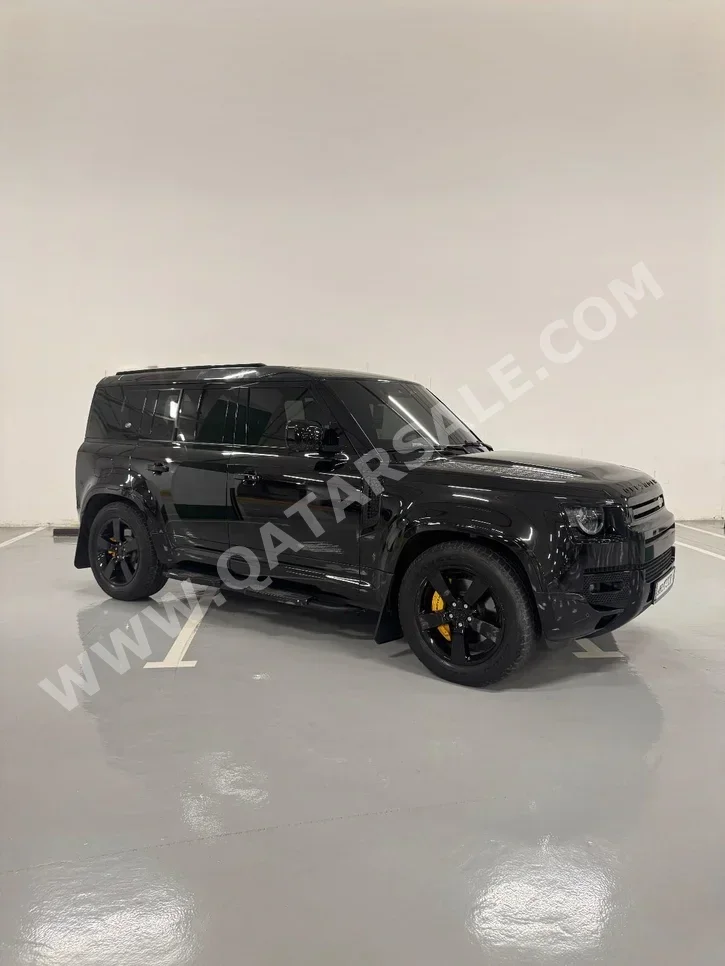 Land Rover  Defender  110 HSE  2022  Automatic  50,000 Km  6 Cylinder  Four Wheel Drive (4WD)  SUV  Black  With Warranty