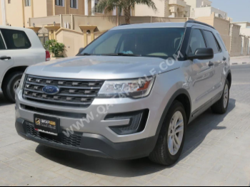 Ford  Explorer  2017  Automatic  221,000 Km  6 Cylinder  Four Wheel Drive (4WD)  SUV  Silver