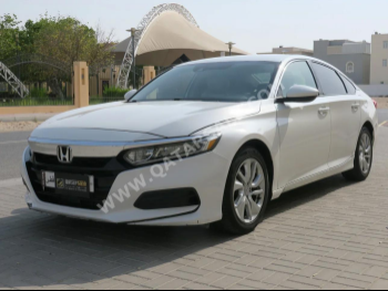 Honda  Accord  2019  Automatic  166,000 Km  4 Cylinder  Front Wheel Drive (FWD)  Sedan  White