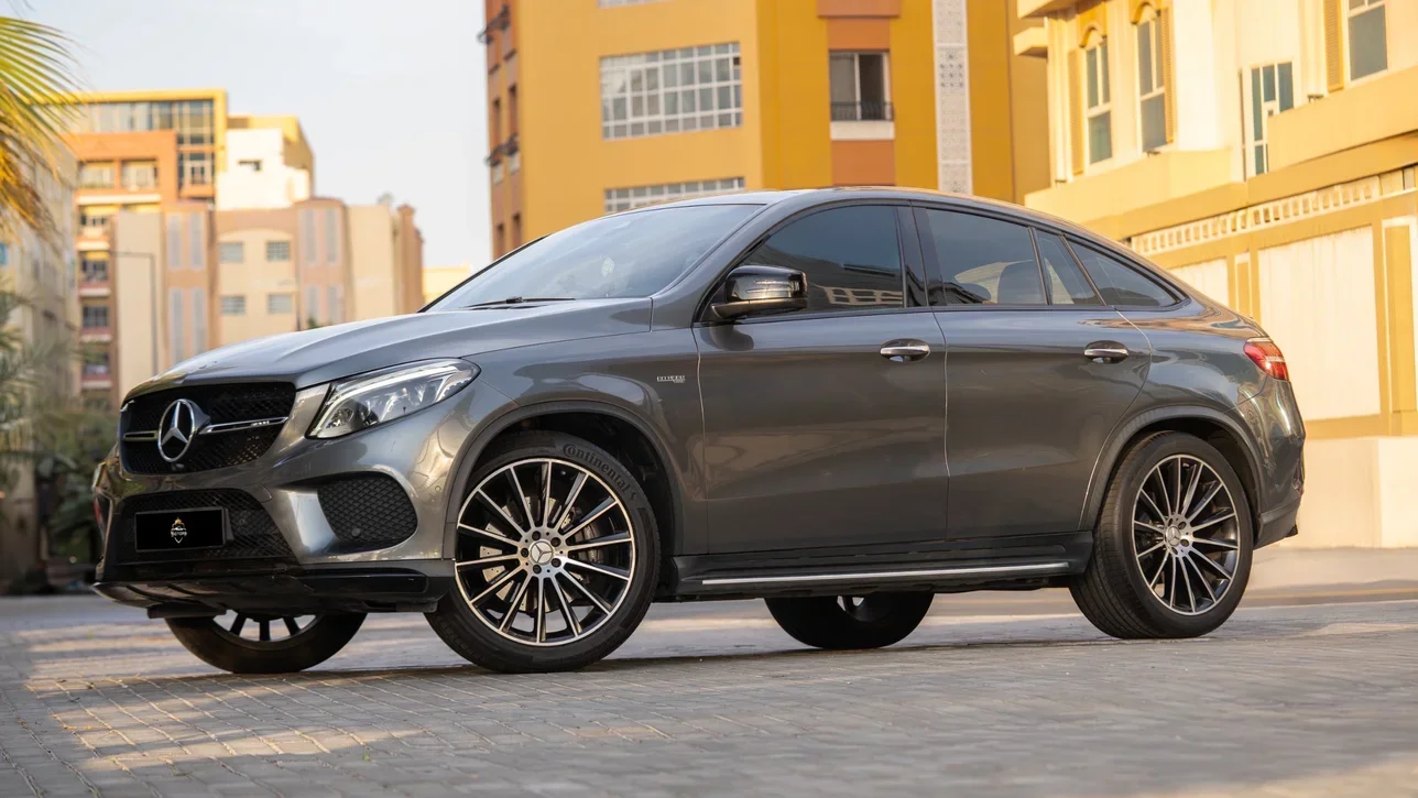 Mercedes-Benz  GLE  43 AMG  2019  Automatic  108,000 Km  8 Cylinder  Four Wheel Drive (4WD)  SUV  Gray