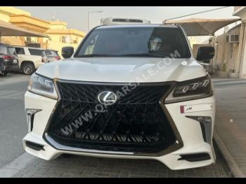 لكزس  ال اكس  570  2017  اوتوماتيك  224,000 كم  8 سلندر  دفع رباعي  اس يو في  أبيض  تحت الضمان