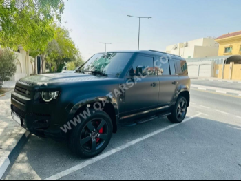 Land Rover  Defender  110 HSE  2023  Automatic  62,000 Km  6 Cylinder  Four Wheel Drive (4WD)  SUV  Black  With Warranty