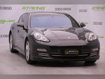 Porsche  Panamera  2013  Automatic  124,000 Km  6 Cylinder  Rear Wheel Drive (RWD)  Sedan  Gray