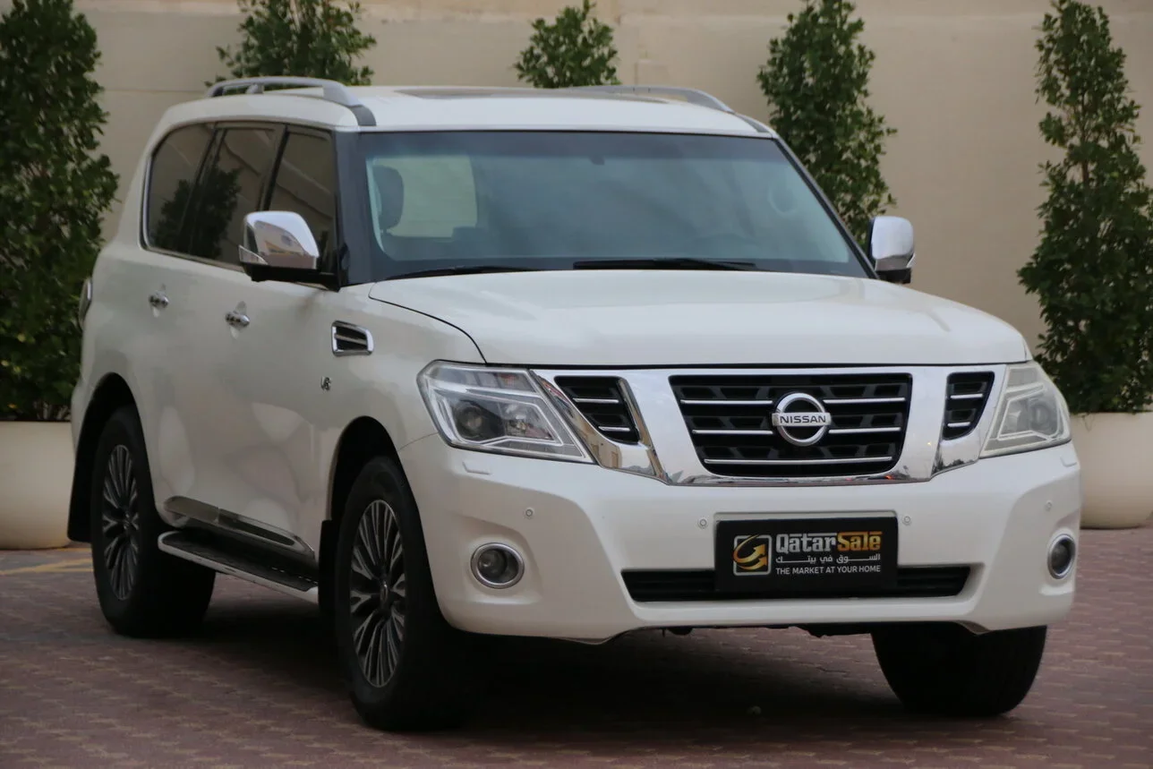  Nissan  Patrol  Platinum  2014  Automatic  234,000 Km  8 Cylinder  Four Wheel Drive (4WD)  SUV  White  With Warranty