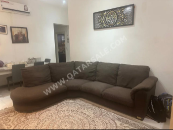 الأرائك والكنب والكراسي هوم سينتر  شكل L  - بني