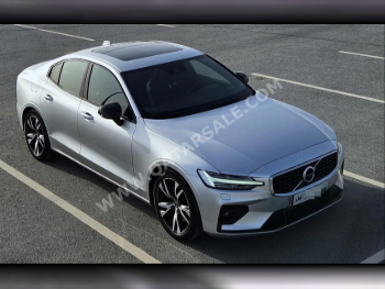 Volvo  S  60 Turbo  2021  Automatic  55,900 Km  4 Cylinder  All Wheel Drive (AWD)  Sedan  Silver  With Warranty