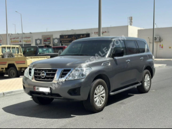 Nissan  Patrol  XE  2017  Automatic  200,000 Km  6 Cylinder  Four Wheel Drive (4WD)  SUV  Gray