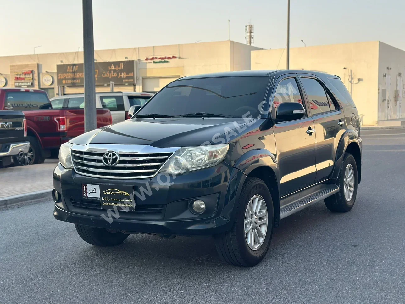 Toyota  Fortuner  SR5  2013  Automatic  311,000 Km  4 Cylinder  Four Wheel Drive (4WD)  SUV  Black
