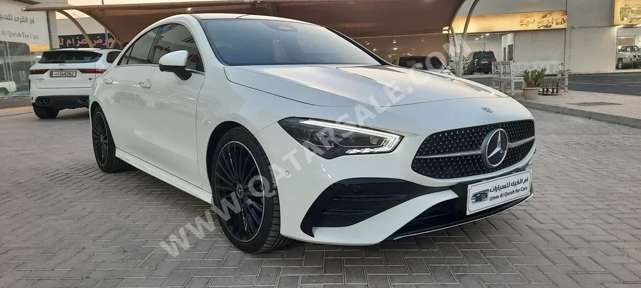 Mercedes-Benz  CLA  200  2024  Automatic  900 Km  4 Cylinder  Rear Wheel Drive (RWD)  Sedan  White  With Warranty