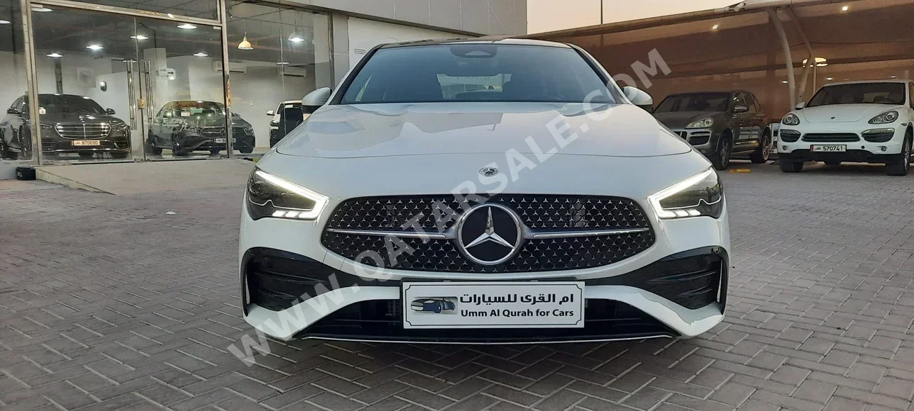 مرسيدس - بنز  سي ال ايه  200  2024  اوتوماتيك  900 كم  4 سلندر  دفع خلفي  سيدان  أبيض  تحت الضمان