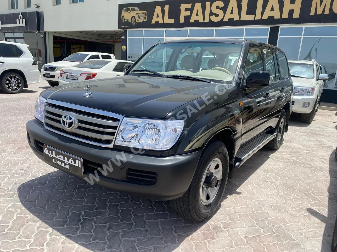 تويوتا  لاند كروزر  جي اكس  2006  عادي  284,000 كم  6 سلندر  دفع رباعي  اس يو في  أسود