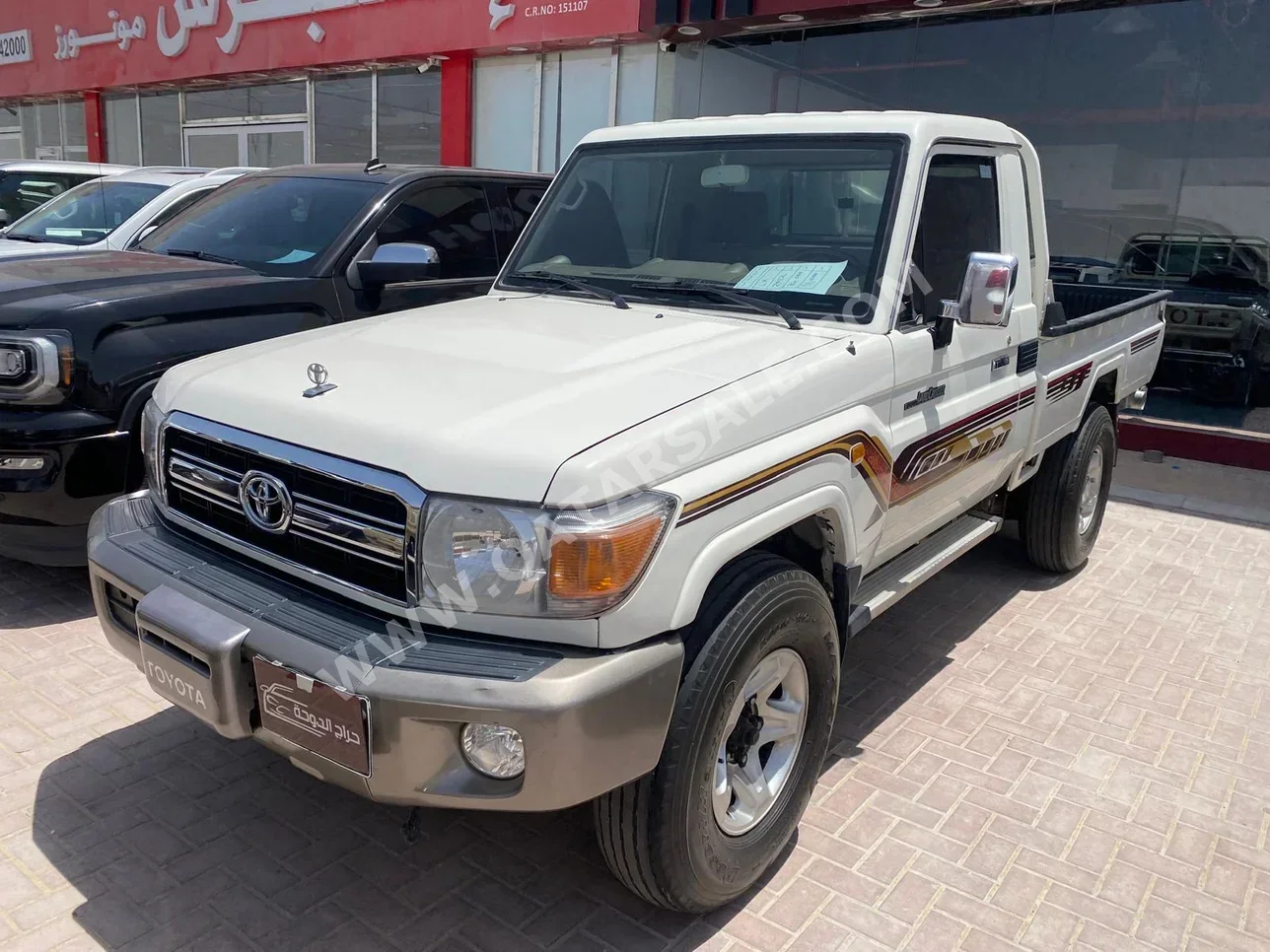 Toyota  Land Cruiser  LX  2022  Manual  84,000 Km  6 Cylinder  Four Wheel Drive (4WD)  Pick Up  White